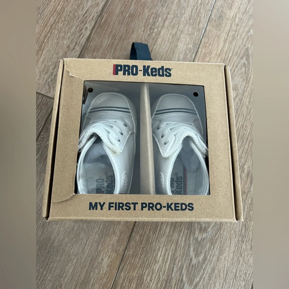 Brand New My First Pro-Keds White Unisex Baby Crib Shoe Size 4
